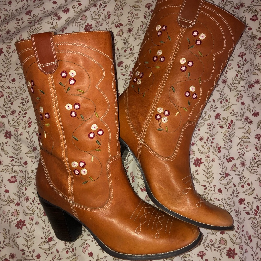 Seychelles Cowgirl Boots